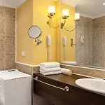 Royal - Modern & Private In Center Sunny 4*