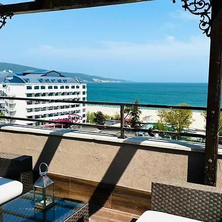 Royal - Modern & Private In Center Sunny Aparthotel