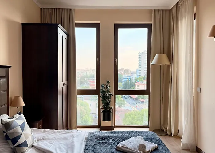 Royal - Modern & Private In Center Sunny 4* Slantschew brjag