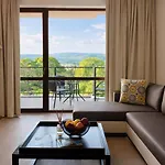 Апарт-готель Royal - Modern & Private In Center Sunny Сонячний Берег