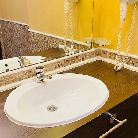 Royal - Modern & Private In Center Sunny ساني بيتش