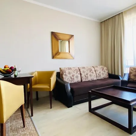 Royal - Modern & Private In Center Sunny Aparthotel *