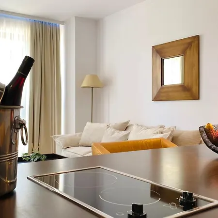 Royal - Modern & Private In Center Sunny 4*