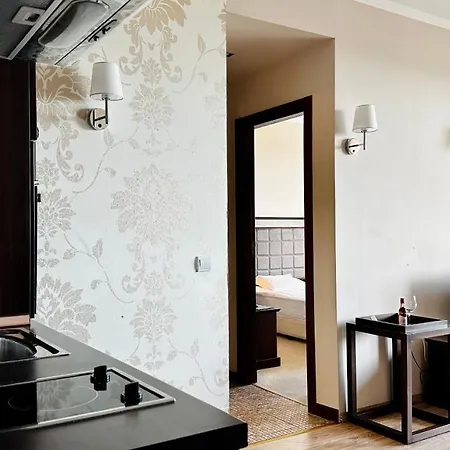 Royal - Modern & Private In Center Sunny Apartahotel Sunny Beach