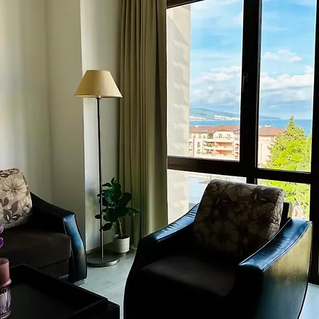 Royal - Modern & Private In Center Sunny * Sunny Beach