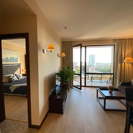 Aparthotel Royal - Modern & Private In Center Sunny