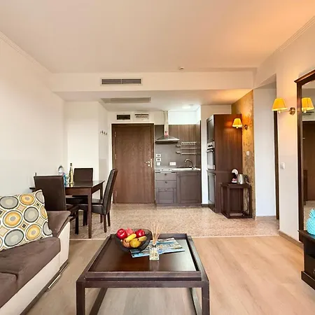 Royal - Modern & Private In Center Sunny Aparthotel *