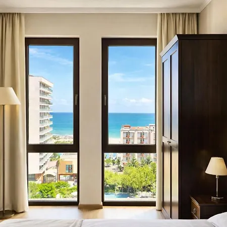 Royal - Modern & Private In Center Sunny ساني بيتش
