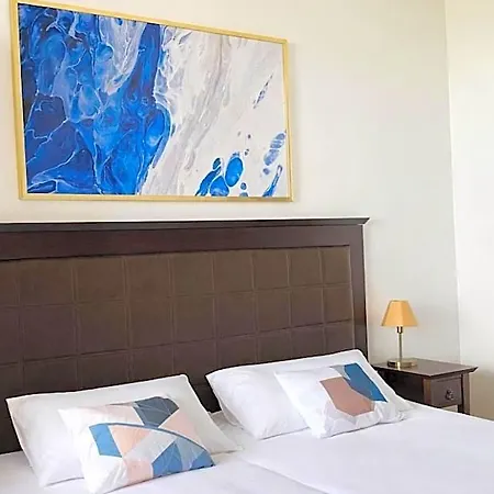Royal - Modern & Private In Center Sunny Lejlighedshotel 4*