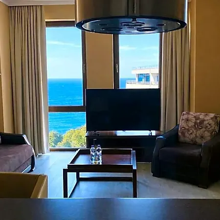 Aparthotel Royal - Modern & Private In Center Sunny 4*