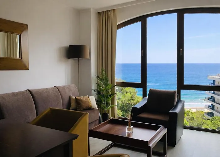 Aparthotel Royal - Modern & Private In Center Sunny