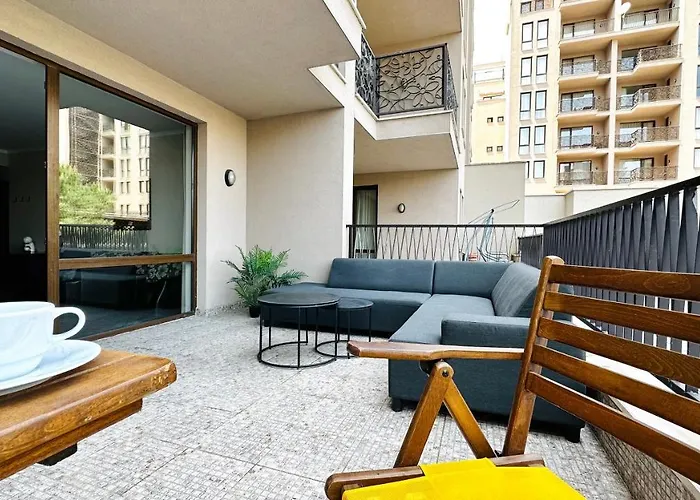 Апарт-готель Royal - Modern & Private In Center Sunny 4*