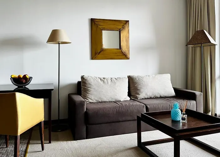 Апарт-готель Royal - Modern & Private In Center Sunny