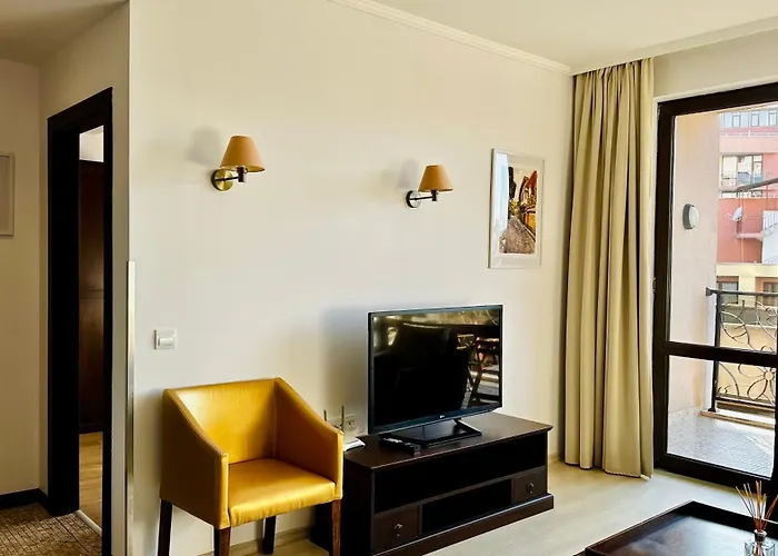 Hotel apartamentowy Royal - Modern & Private In Center Sunny Słoneczny Brzeg