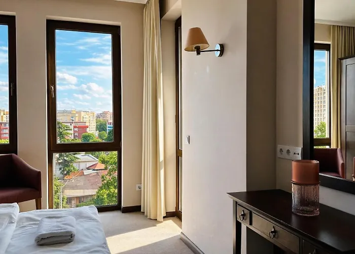 Апарт-готель Royal - Modern & Private In Center Sunny